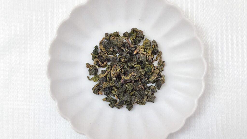 台湾烏龍茶 春摘みの茶葉